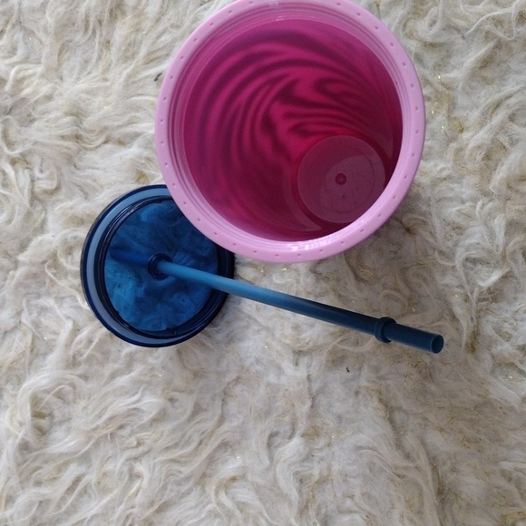 Starbucks Tumblr - Picture 4 of 4